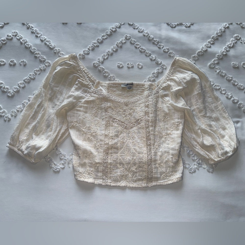 American Eagle Outfitters Cream Embroidered Puff Sleeve Crop Top